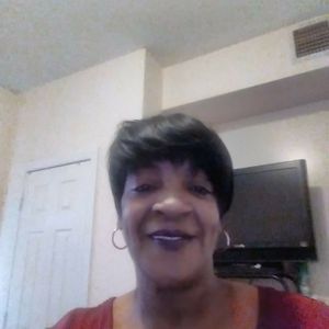 Meet your Posher, Angie